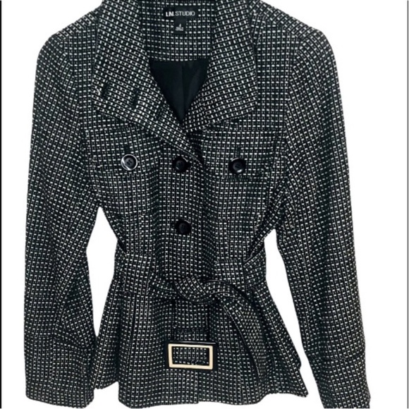 Two jacket bundle for certain posher @lvarner9 no one else buy - Picture 2 of 6